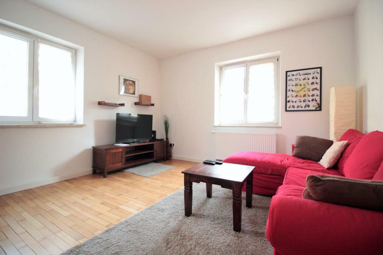 Charming 3-Bedroom Apartment With Parking Lot Würzburg Dış mekan fotoğraf