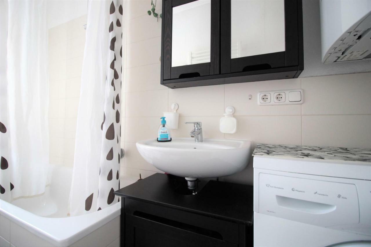 Charming 3-Bedroom Apartment With Parking Lot Würzburg Dış mekan fotoğraf