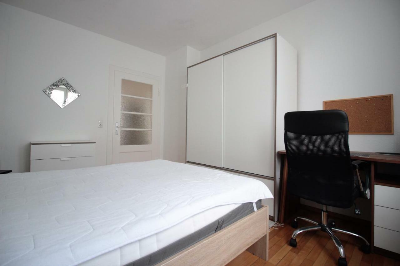 Charming 3-Bedroom Apartment With Parking Lot Würzburg Dış mekan fotoğraf